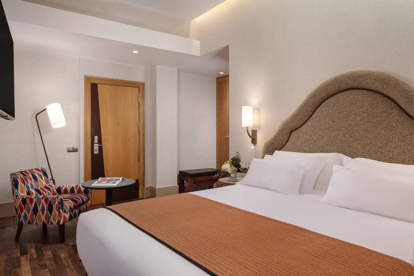 NH-Collection-Madrid-Paseo-del-Prado-Room-24