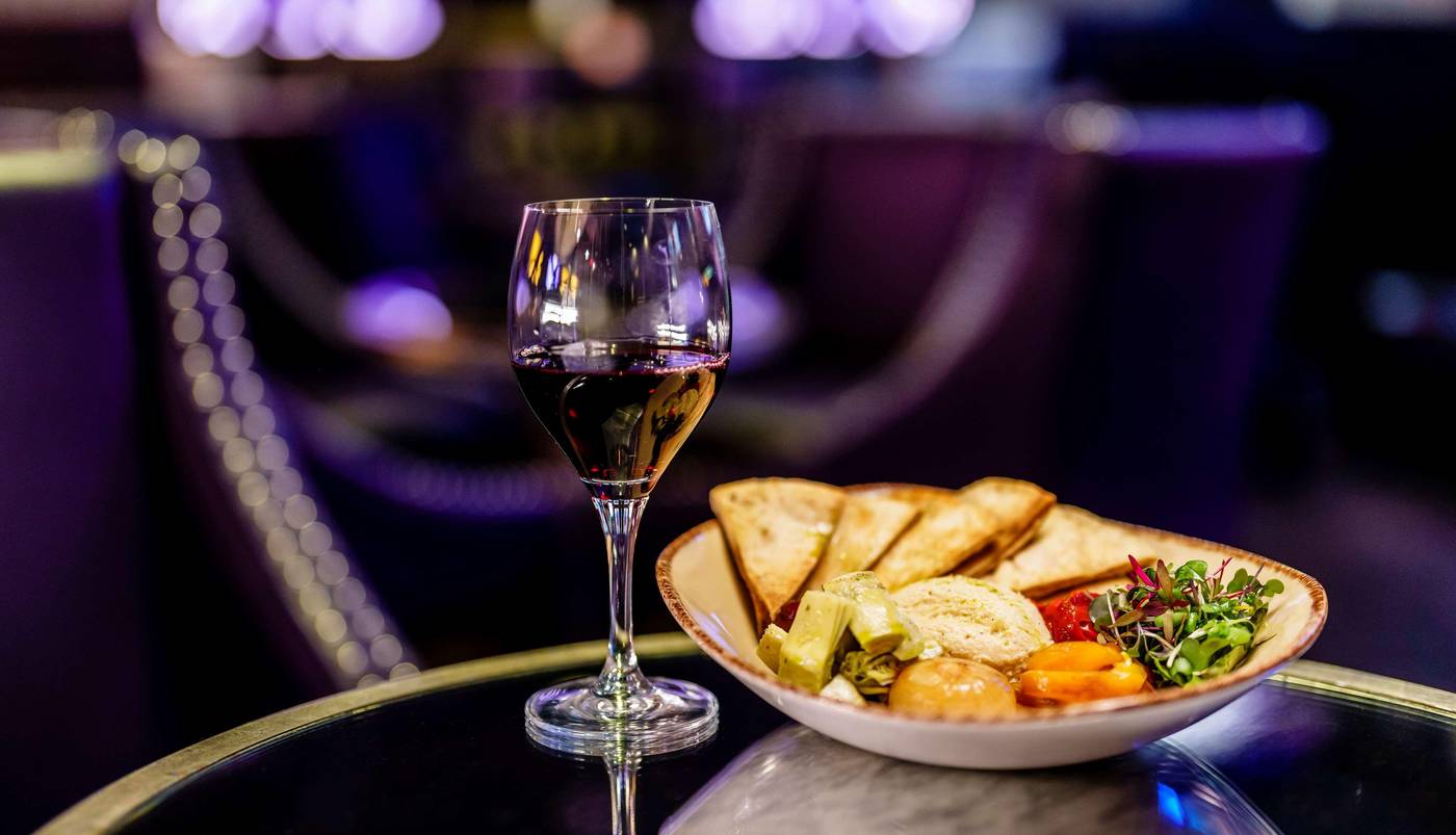 The-Verve-Hotel-Boston-Natick--Tapestry-Collection-Bar-44