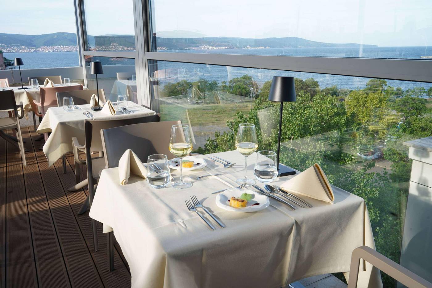 Hotel-Marina-Palace-Affiliated-by-Melia---Adults-Recommended-Restaurant-21