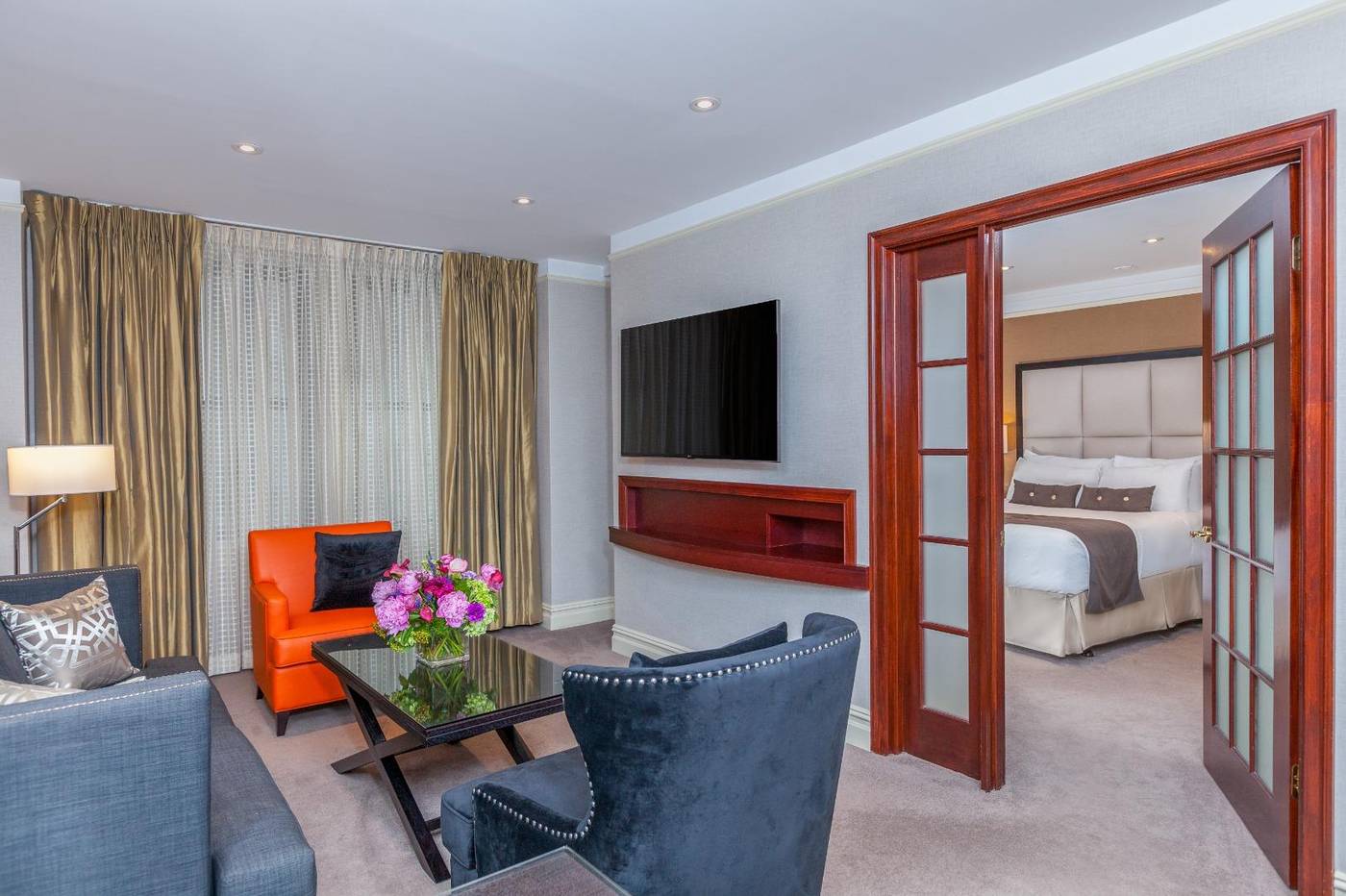 Fitzpatrick-Manhattan-Hotel-Room-1