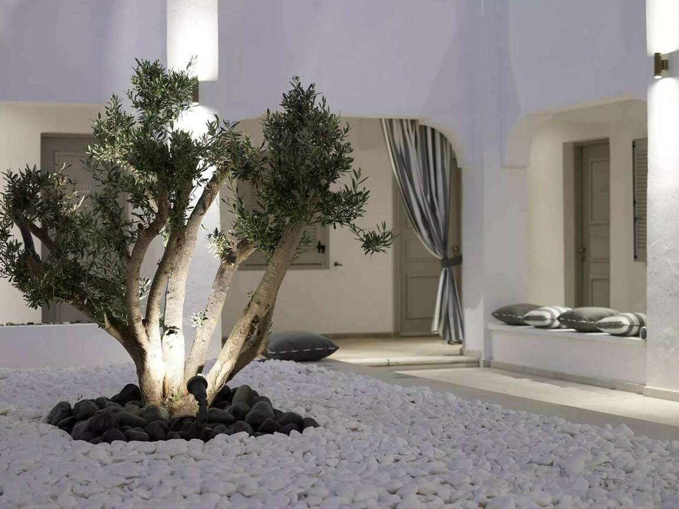 Kalisti-Hotel---Suites-Room-54