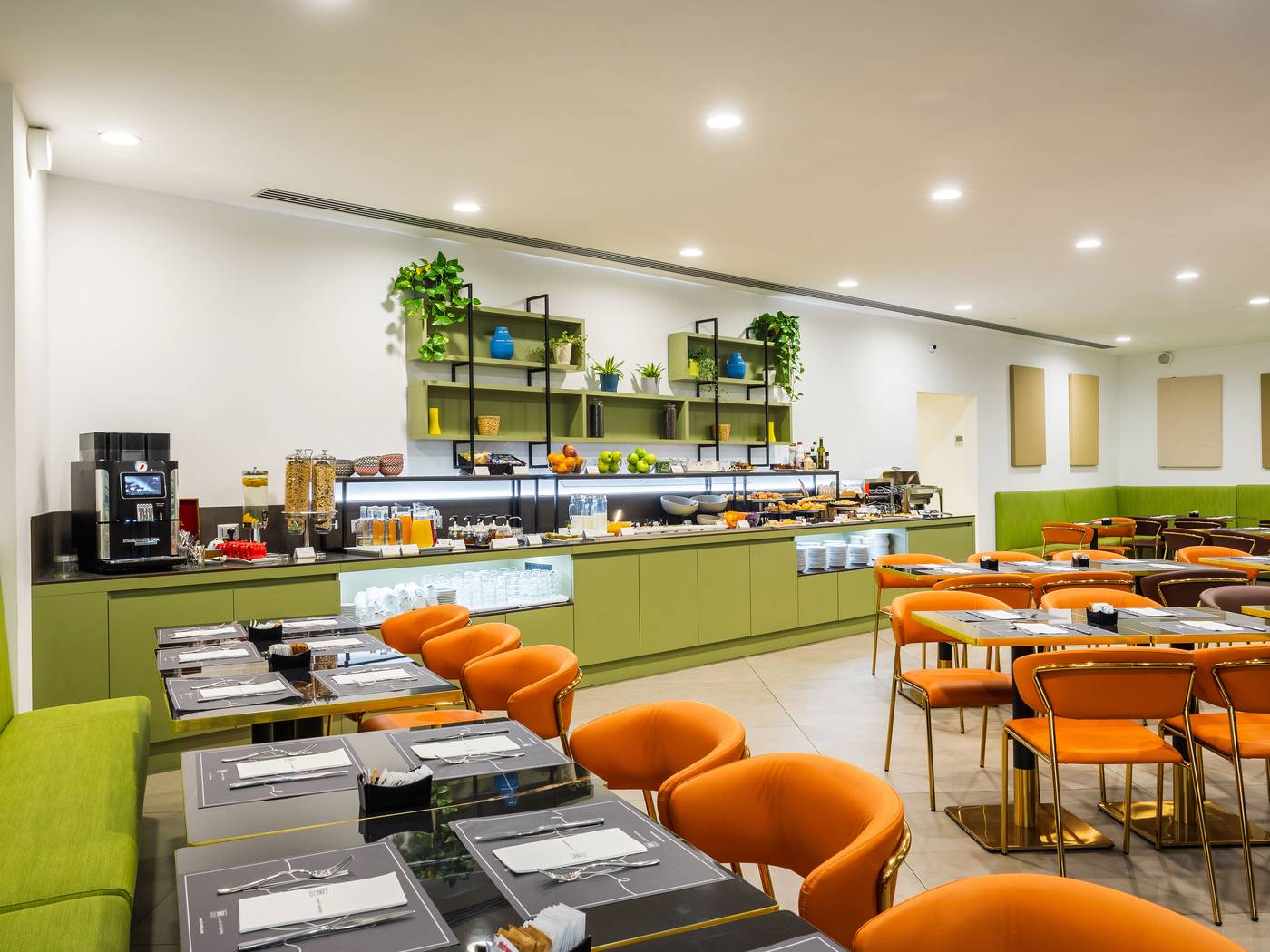 iH-Hotels-Milano-Centrale-Restaurant-10