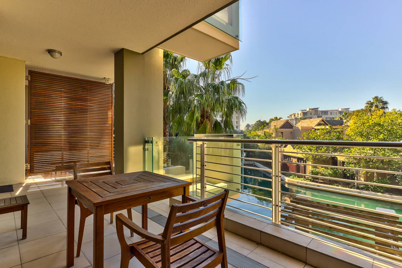 Lawhill-Luxury-Apartments-Room-1