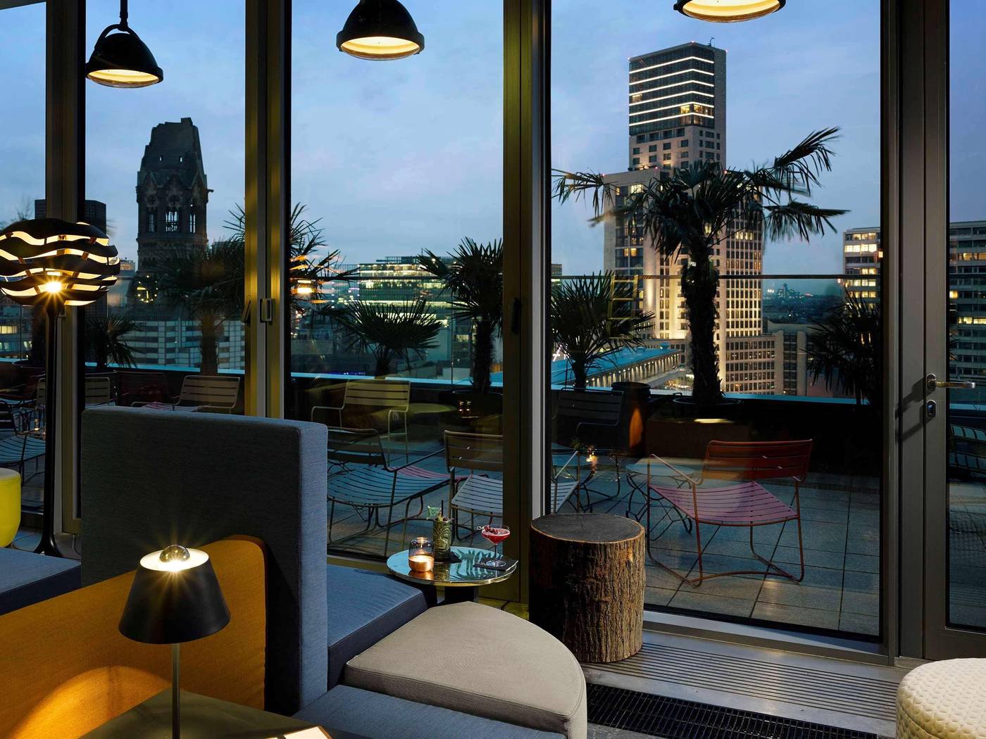 25hours-Hotel-Bikini-Berlin-Bar-13