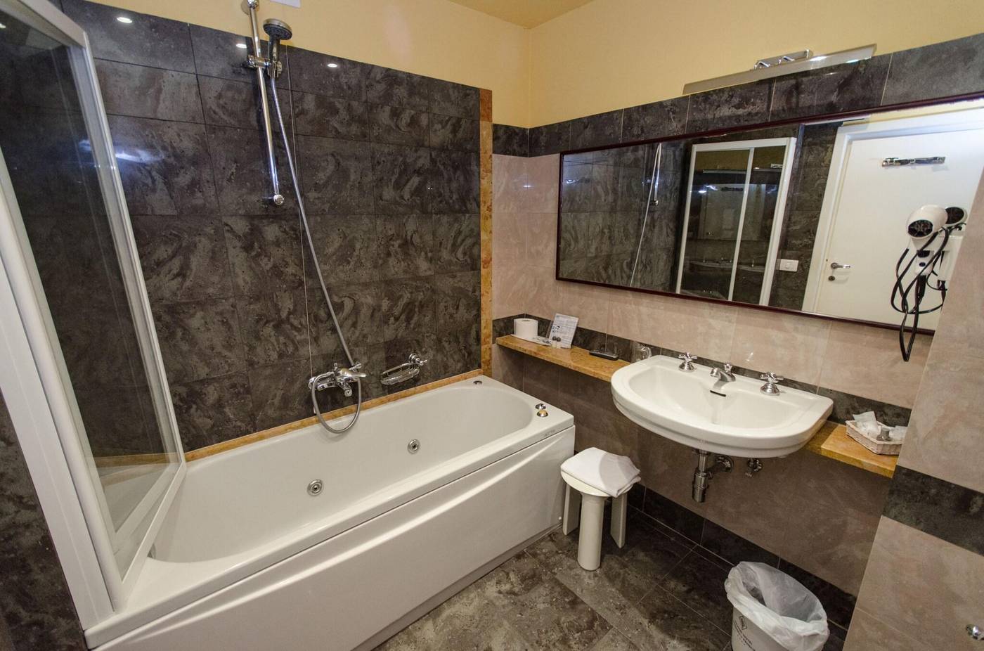 Grand-Hotel-Tamerici---Principe-Room-20