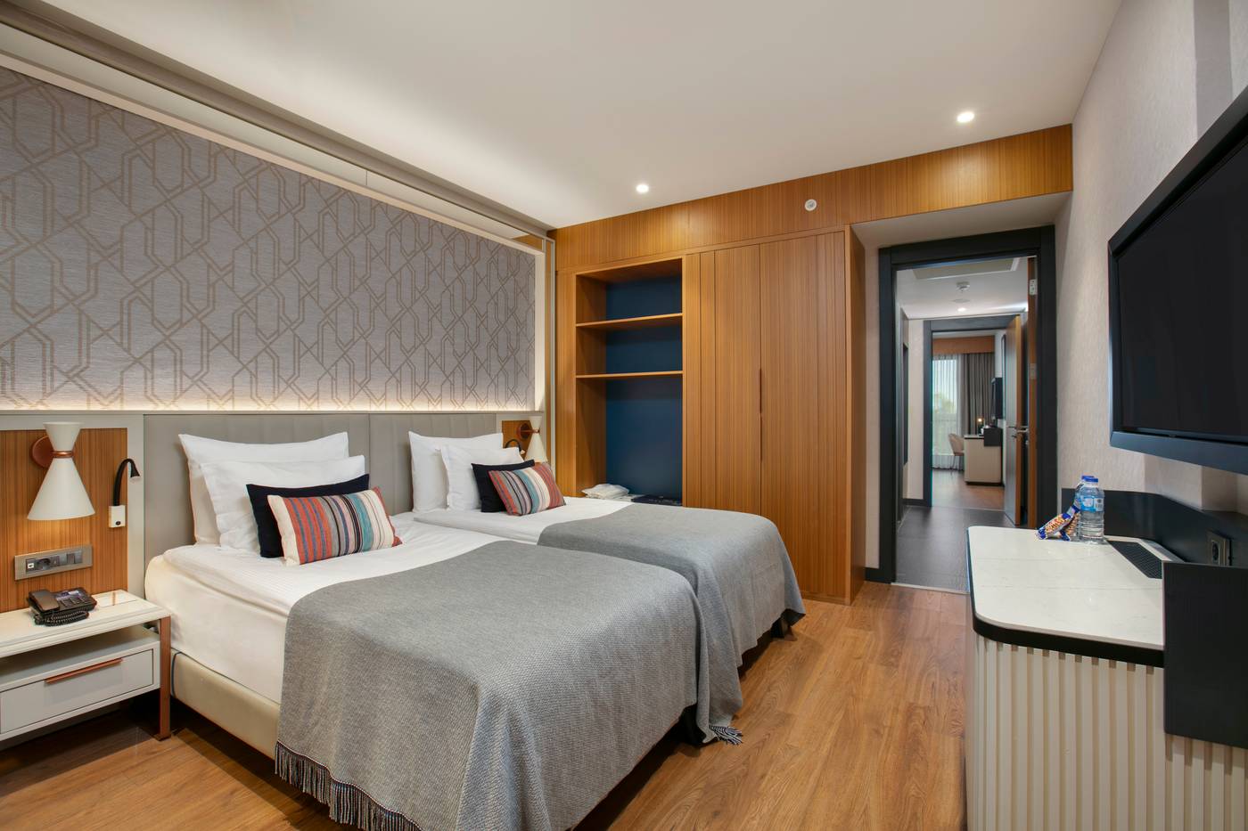 Mylome Luxury Hotel & Resort