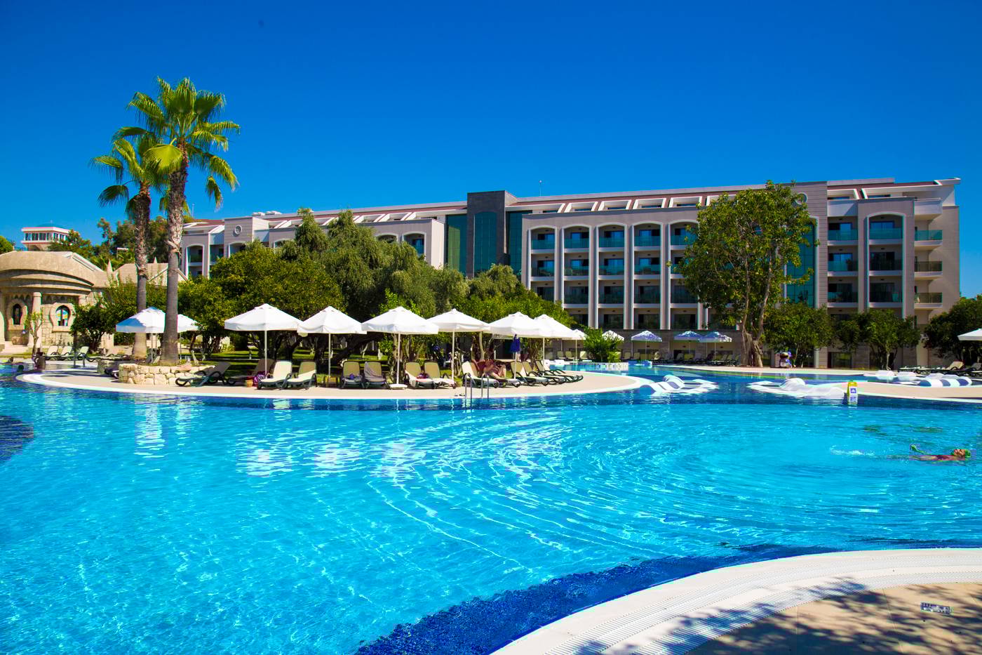 Horus-Paradise-Luxury-Resort-Pool-4