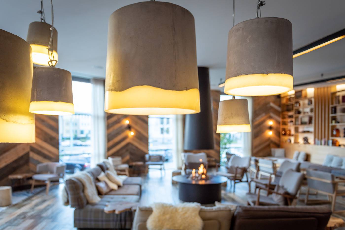 Urban-Lodge-Hotel-Lobby-29