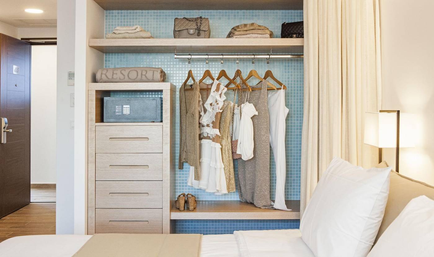 Esperos-Village-Blue---Spa---Adults-Only-Room-45
