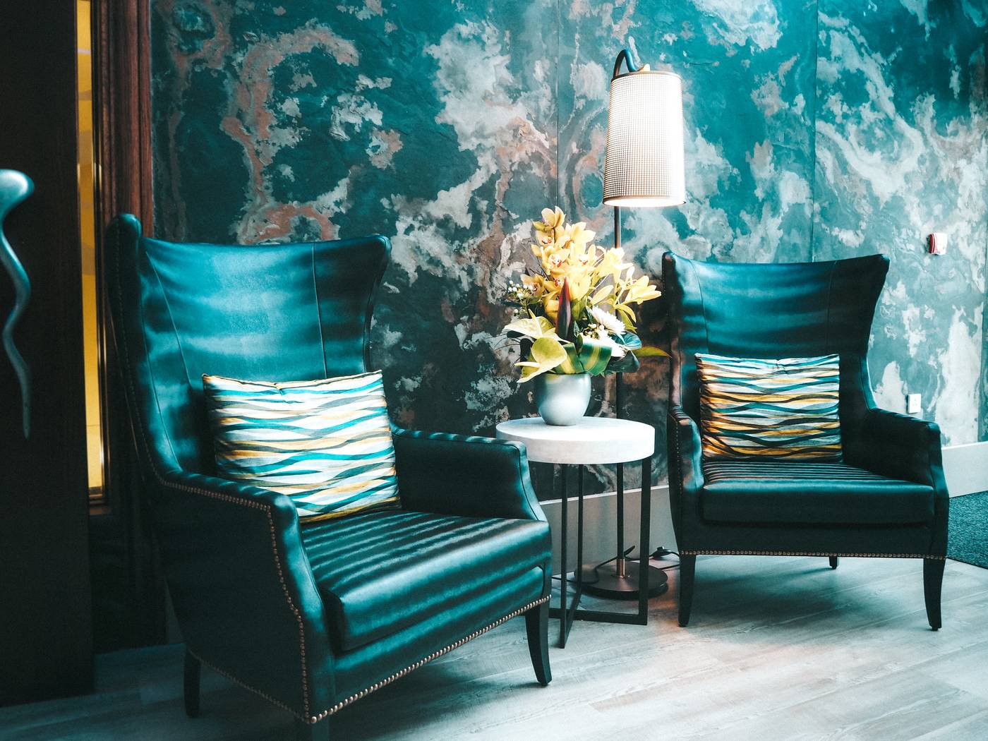 The-Royal-Yacht-Lobby-18