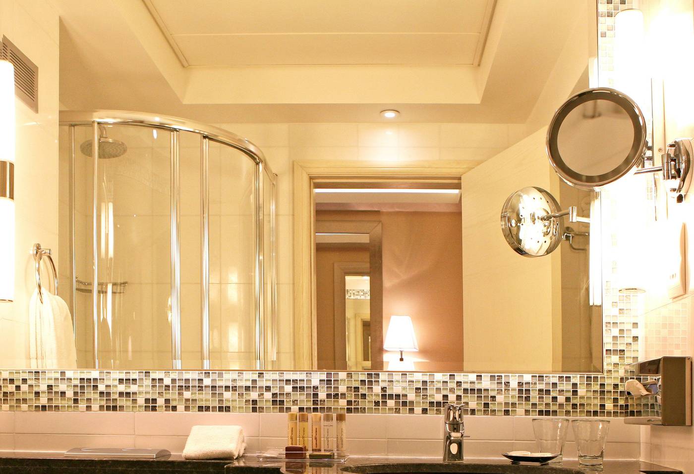 Crowne-Plaza-Limassol-Room-33