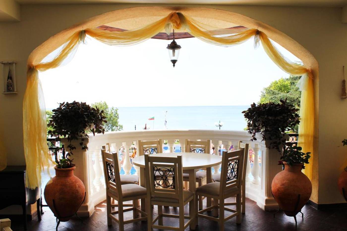 Elenite-Holiday-Village-Terrace-32