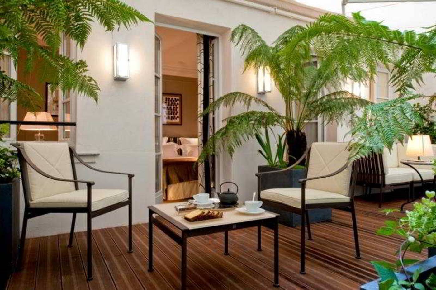 Le-Burgundy-Paris-Terrace-13