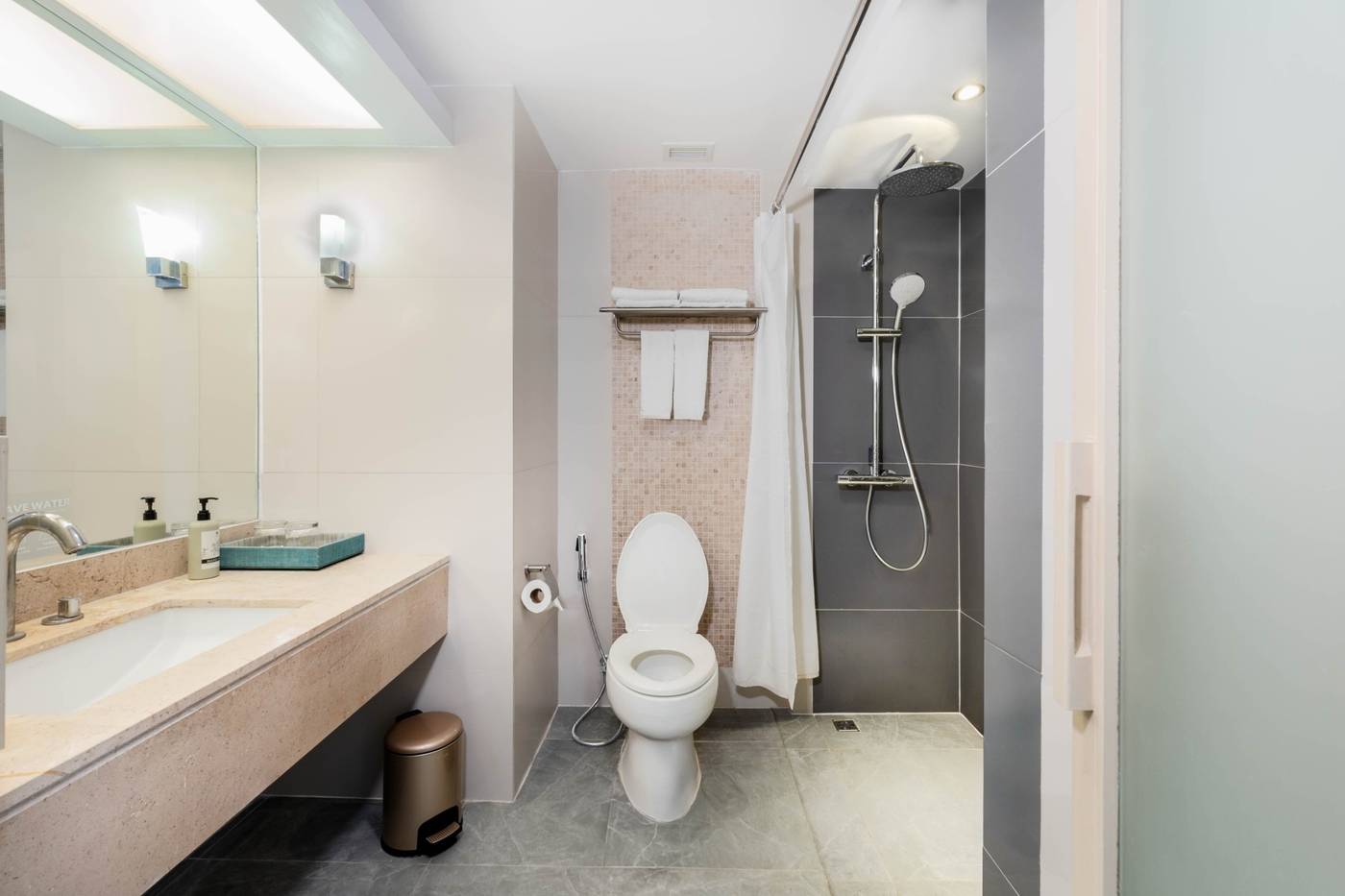 Andaman-Embrace-Patong-Room-52