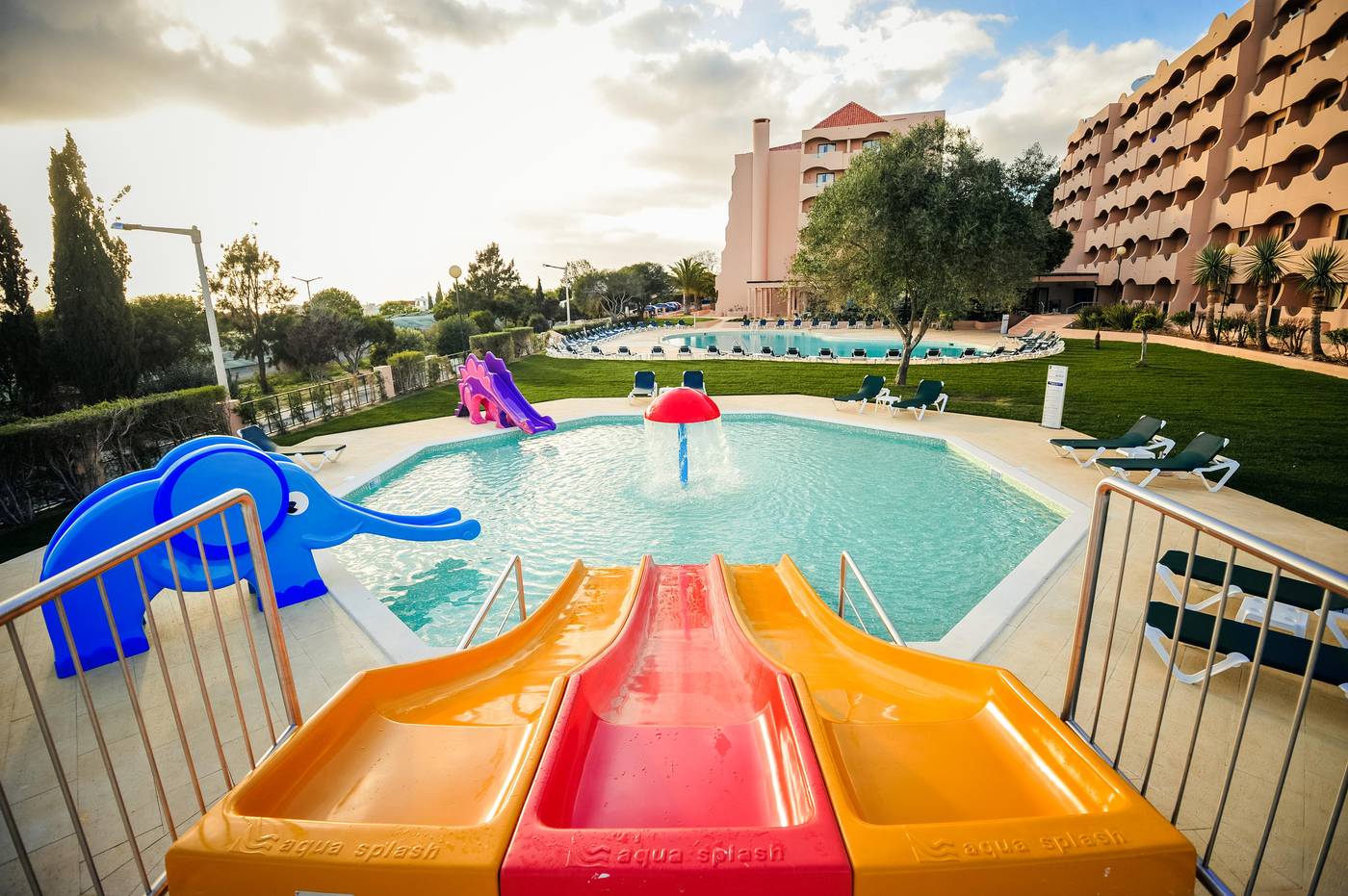 Vila-Gale-Atlantico-Pool-2