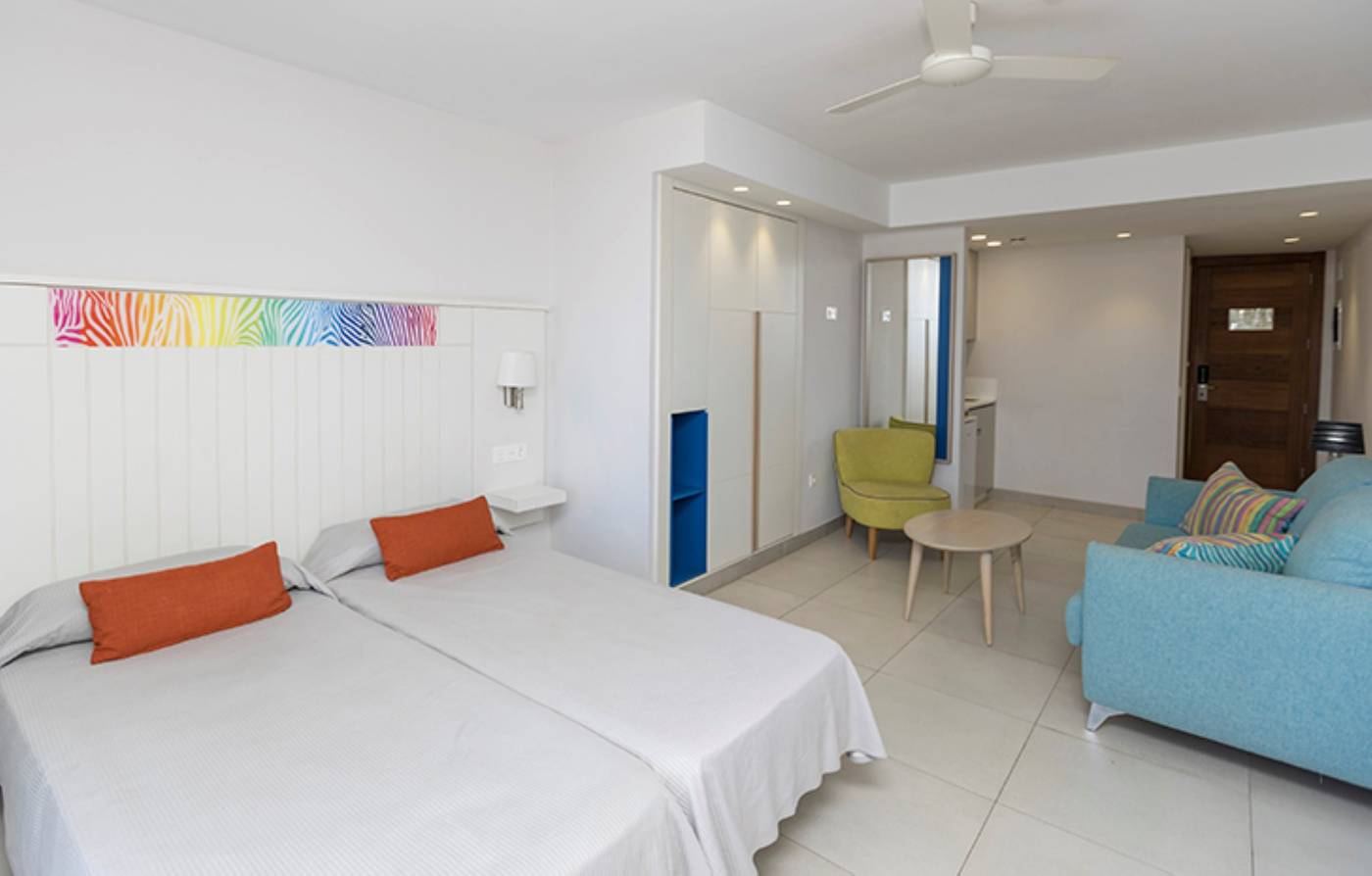 Livvo-Veril-Playa-Room-12