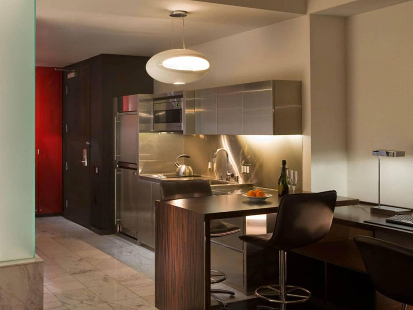 Palms-Place-Hotel-and-Spa-Room-24