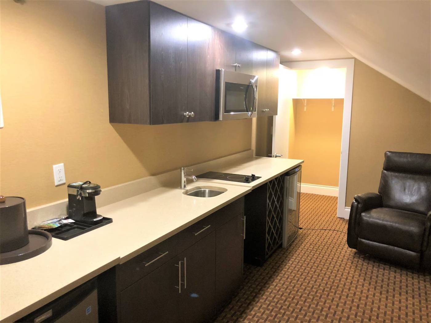 Abercorn-Hotel-Trademark-Collection-by-Wyndham-Room-10