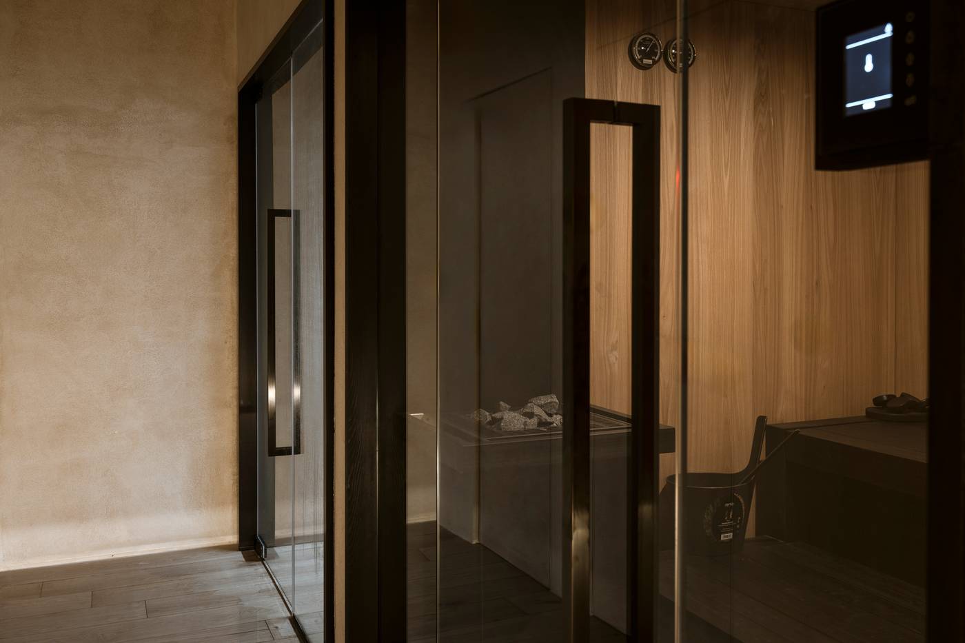 One-Of-One-Hotel-Sports-and-Entertainment-41