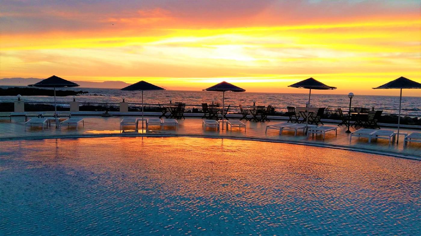 Zorbas-Hotel-Beach-Village-Pool-10