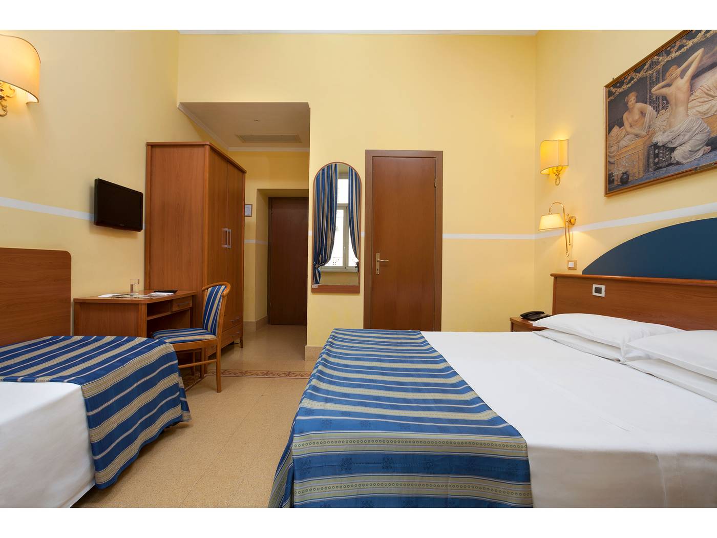 Hotel-Kennedy-Room-34