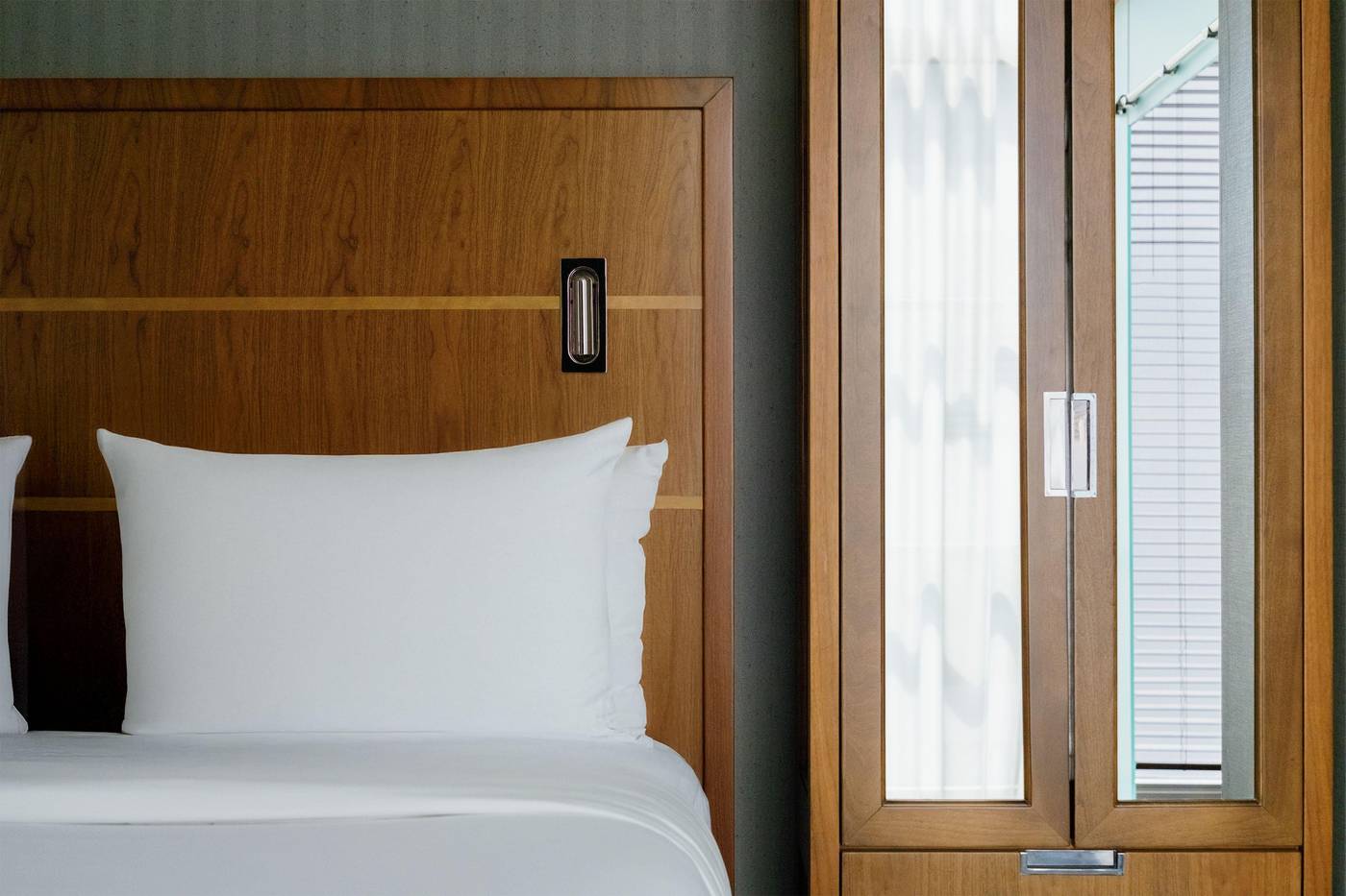 Crowne-Plaza-HY36-Midtown-Manhattan-Room-38