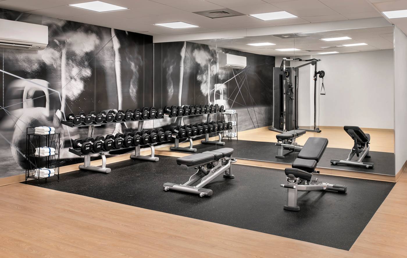 Boston-Marriott-Burlington-Sports-and-Entertainment-39