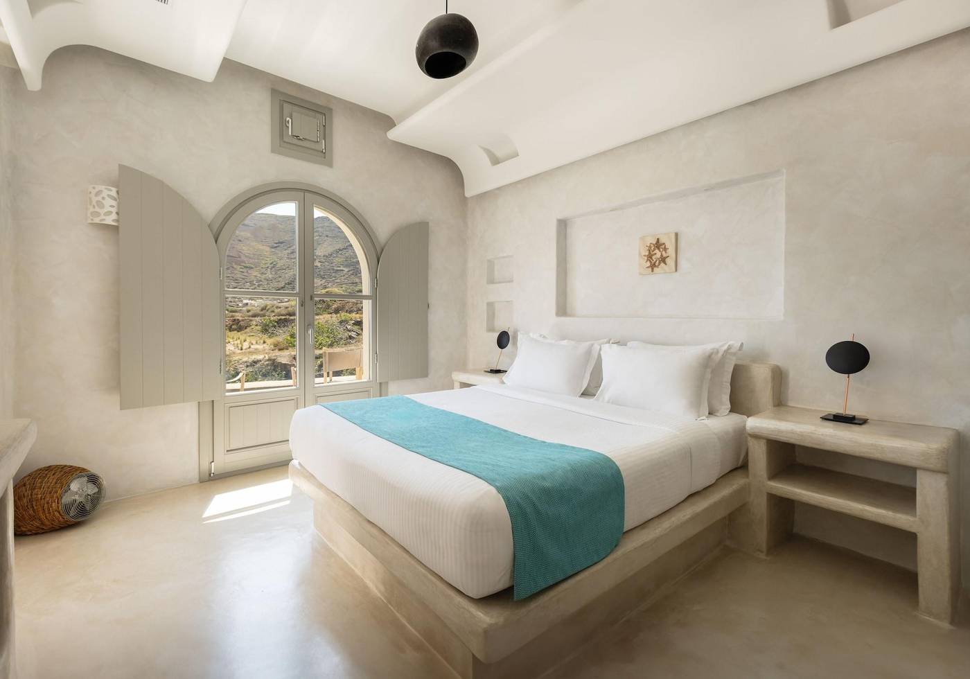 Danae Suites-Greece-SANTORINI-Room-7
