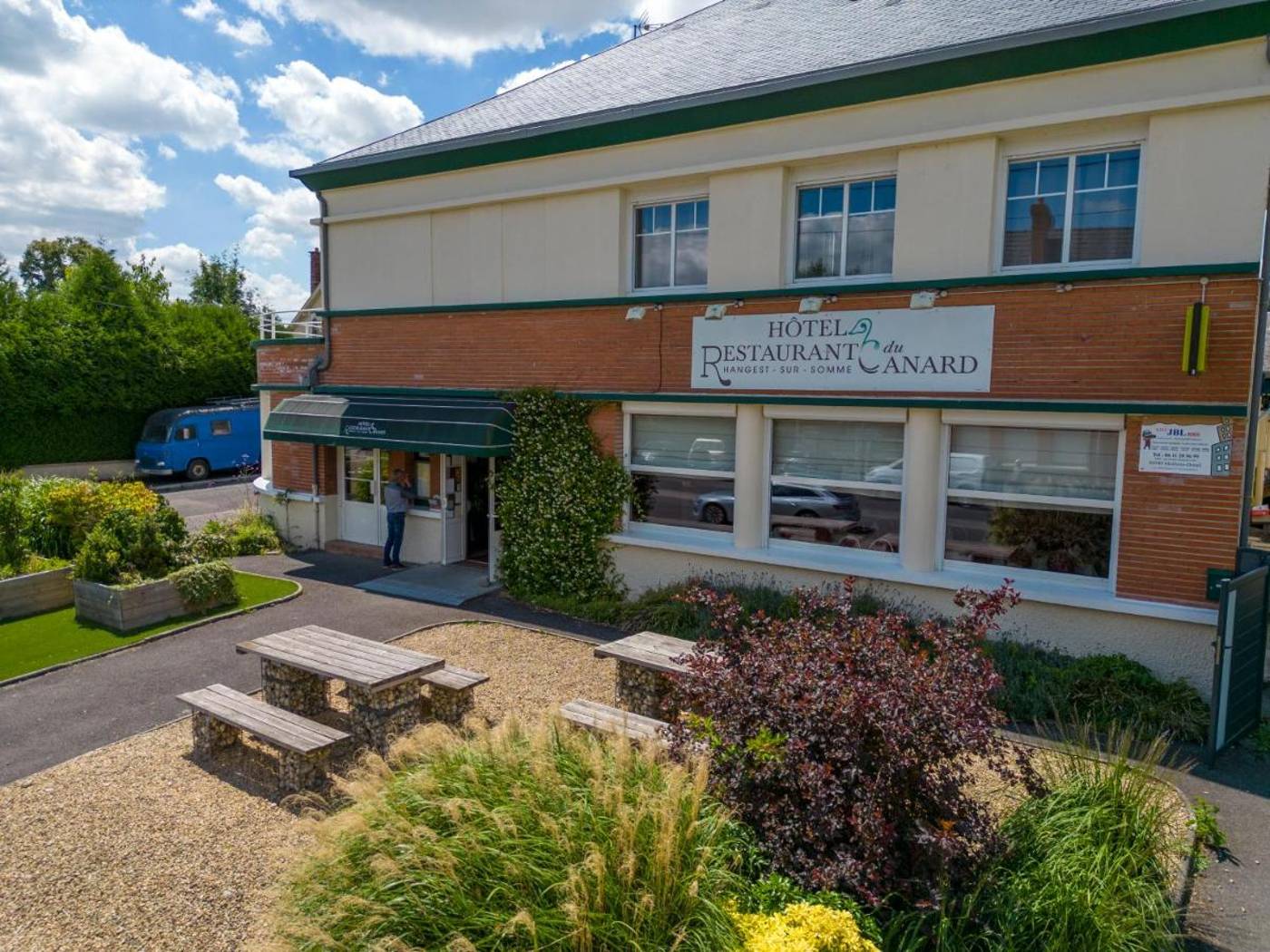 Logis Hotel Du Canard-France-HANGEST SUR SOMME-General view-1