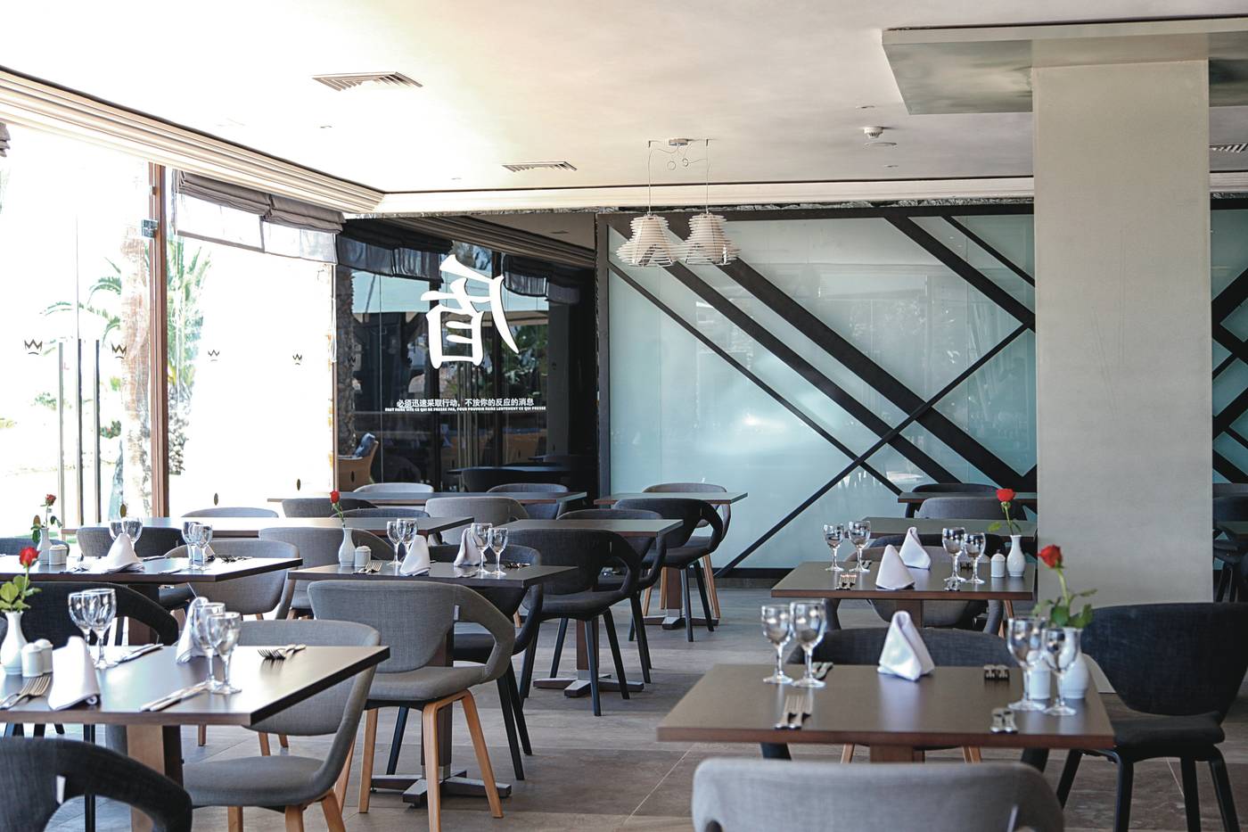 Hotel-Riu-Tikida-Dunas---All-inclusive-Restaurant-27