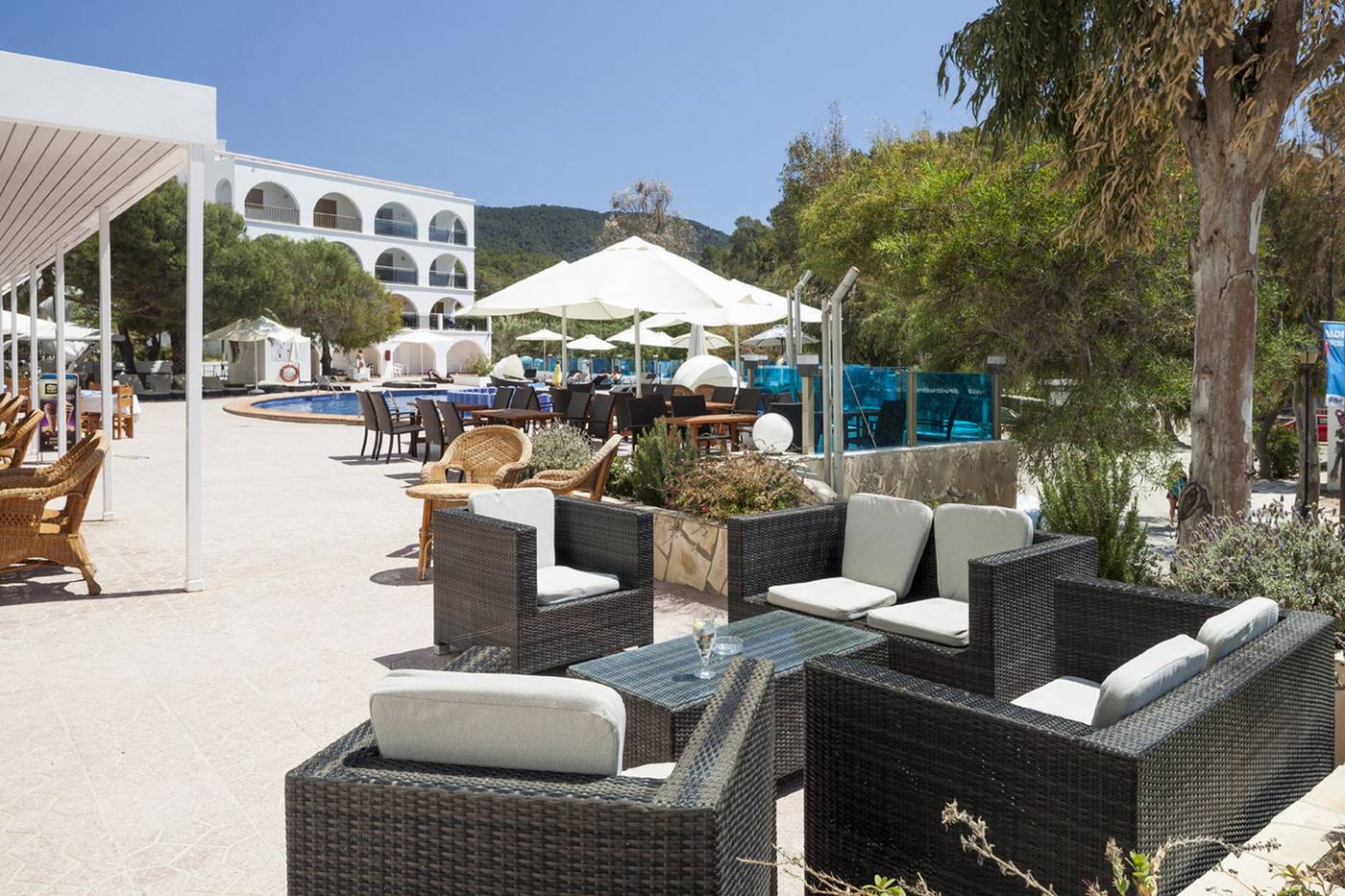 Puerto-Cala-Vadella-Terrace-16