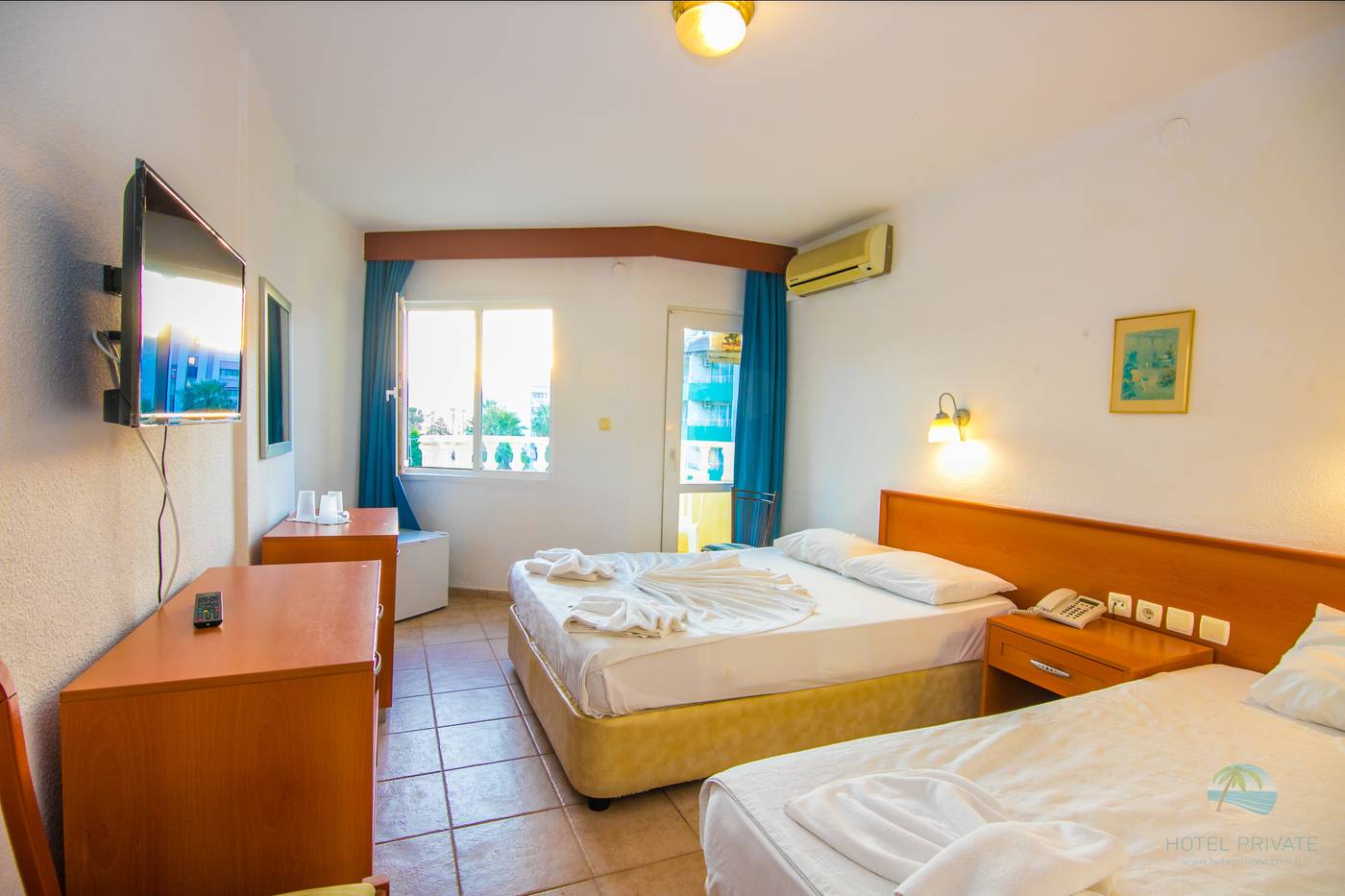 Private-Hotel-Room-21