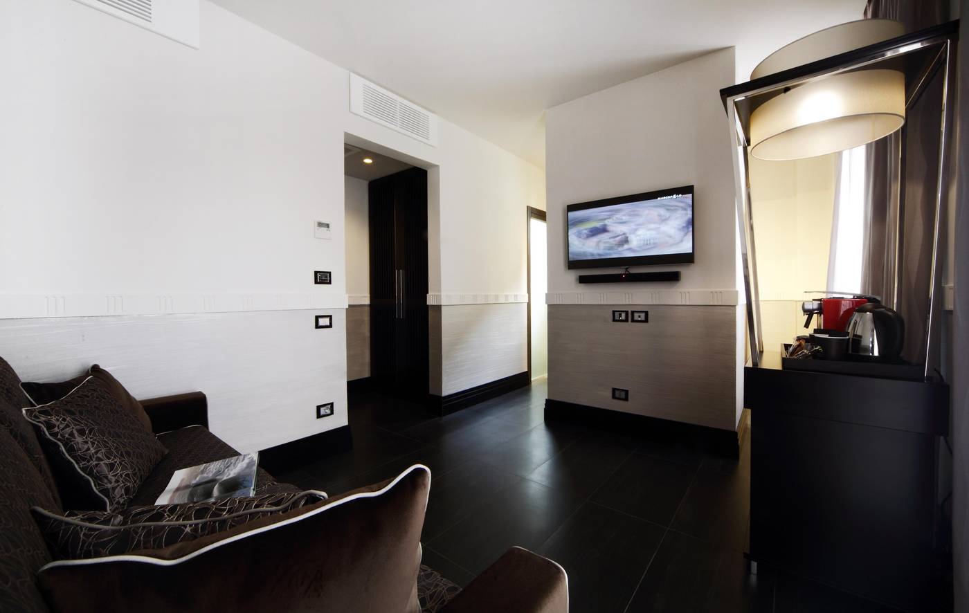 Unica-Suites-Roma-Room-39