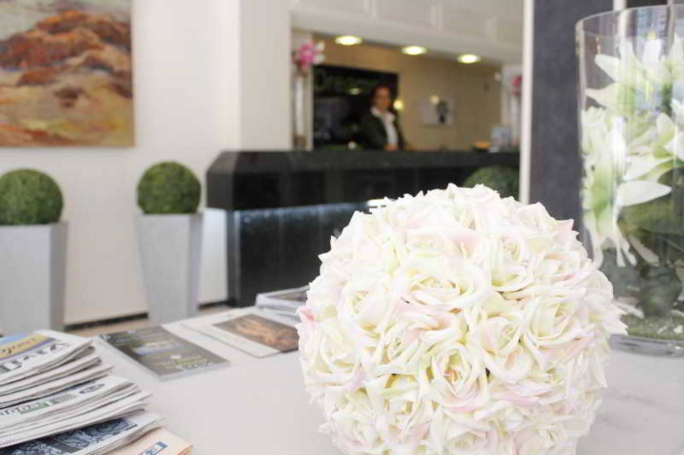 4Dreams-Hotel-Chimisay-Lobby-39