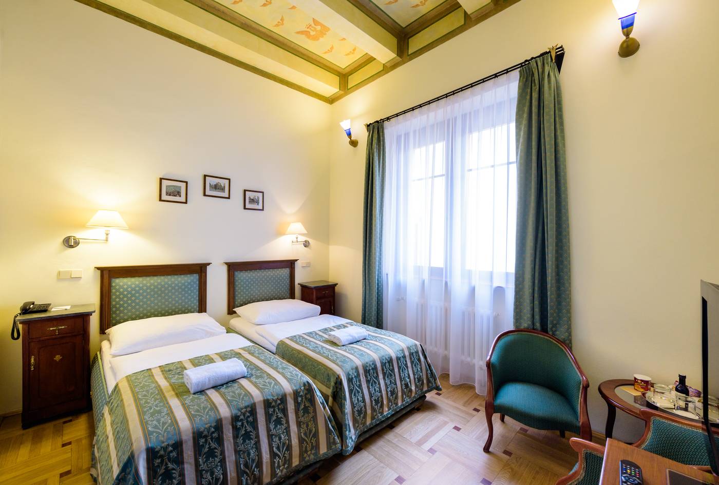 Hotel-Elite-Prague-Room-21