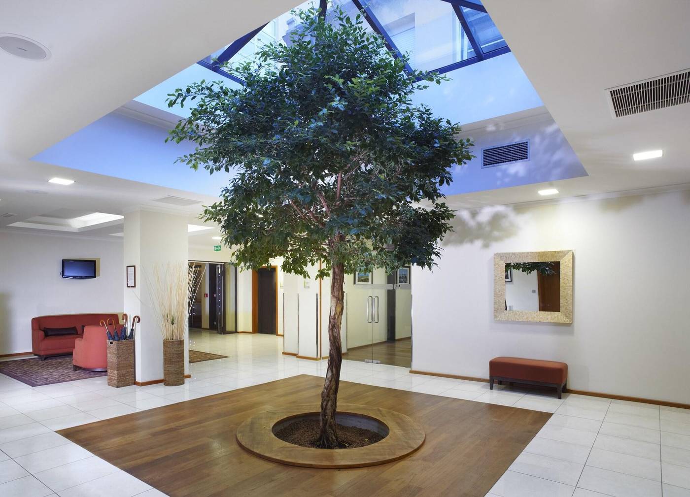 The-Hotel-Fitzgerald-Lobby-3