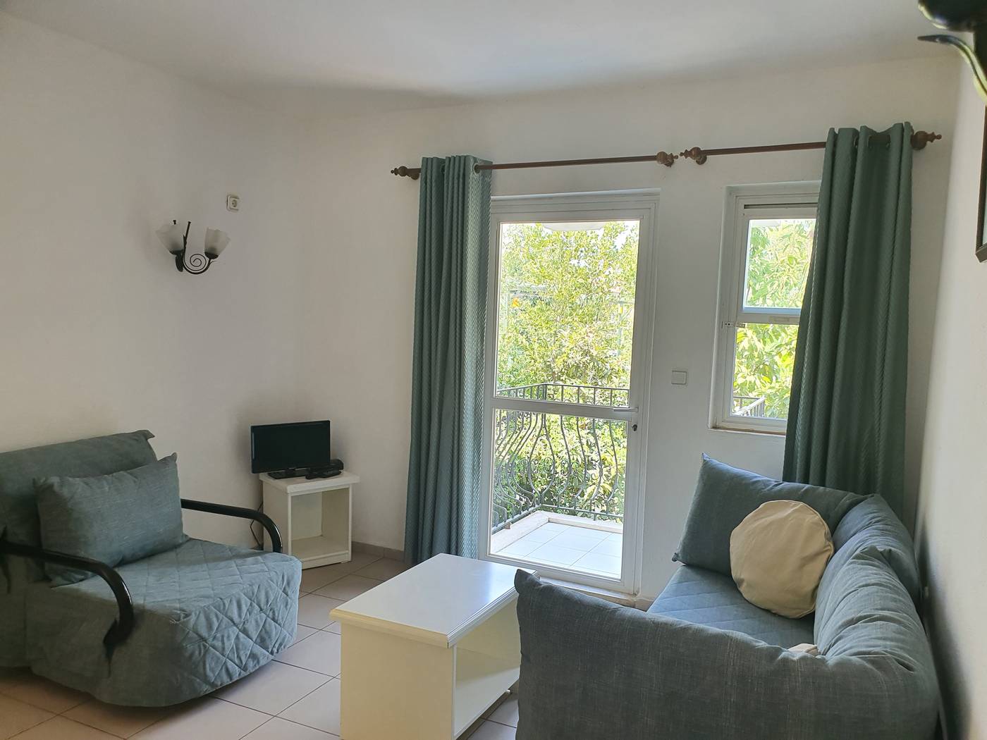 Ant-Apartments-Room-30