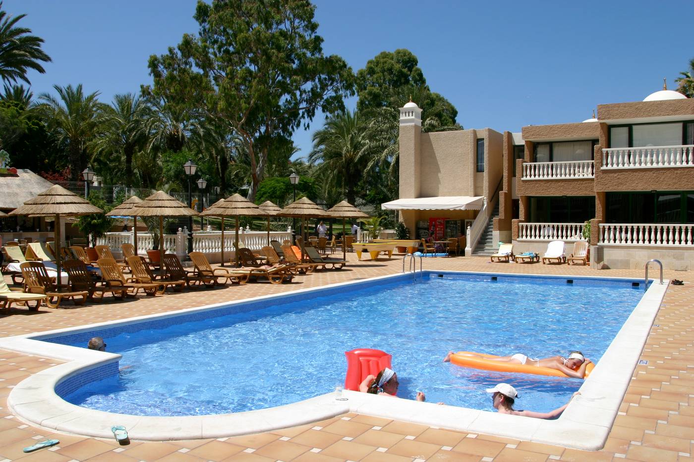 Parque-de-las-Americas-Pool-3