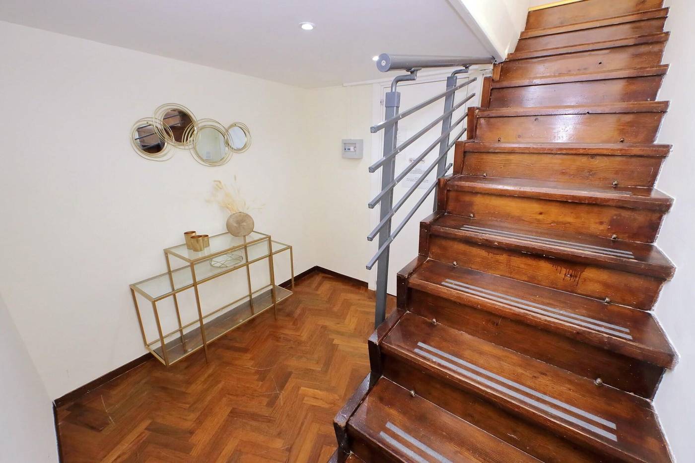 Trevi-Rome-Suite-Room-10