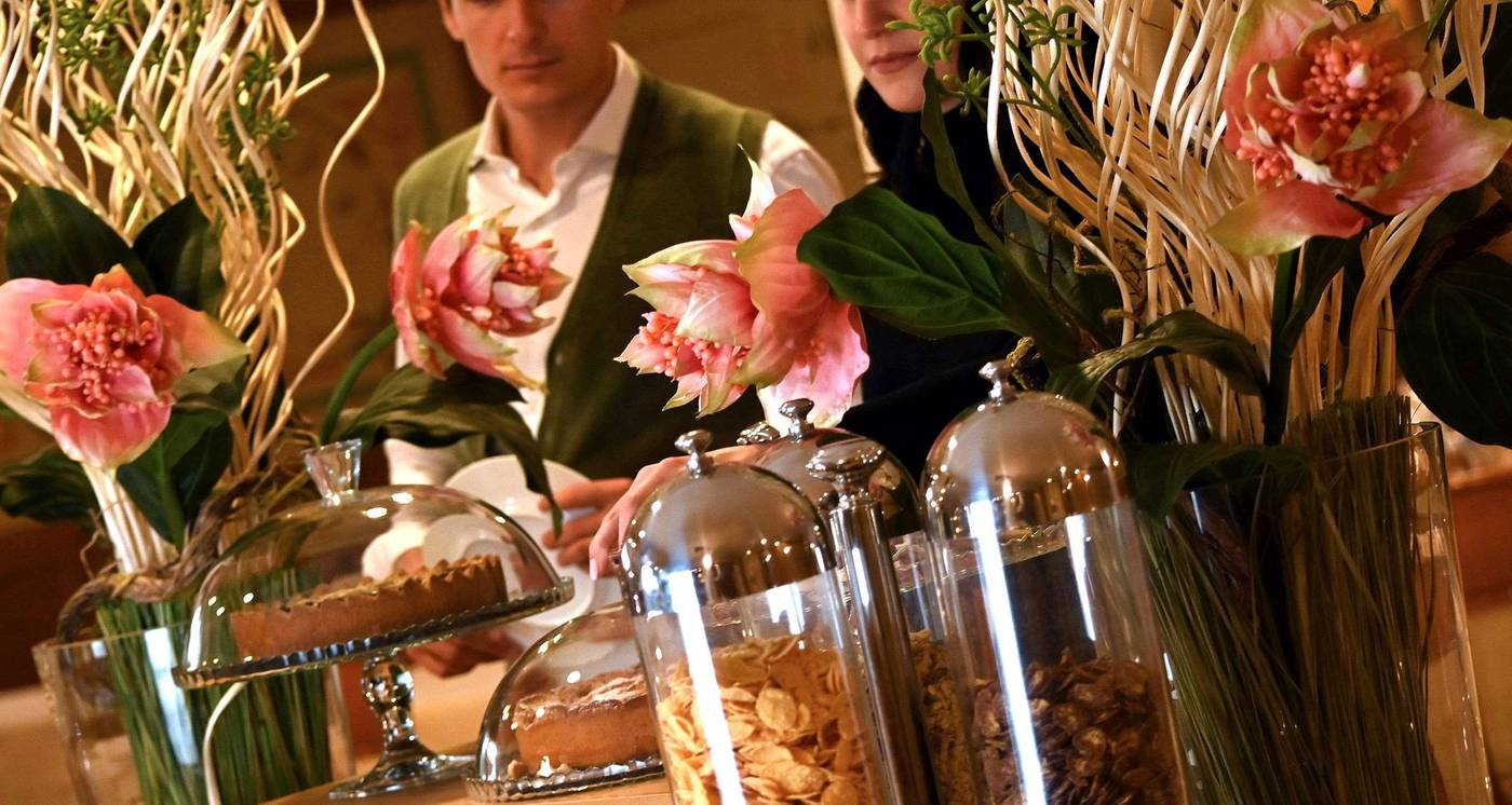 Best-Western-Grand-Htl-Guinigi-Restaurant-50