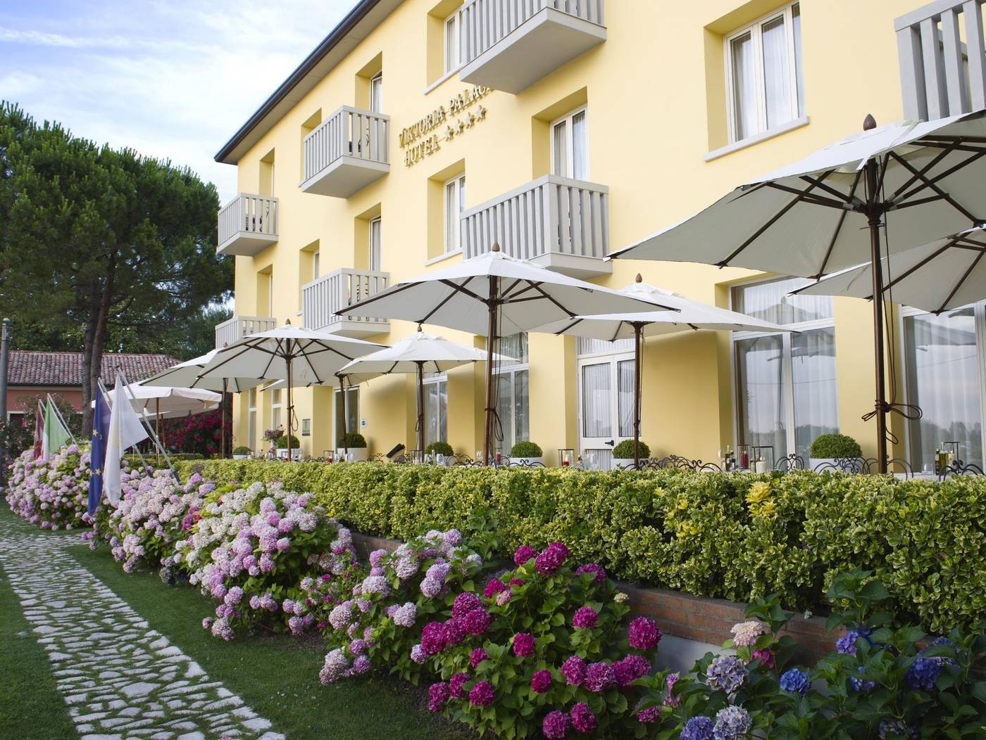 Viktoria-Palace-General-view-32