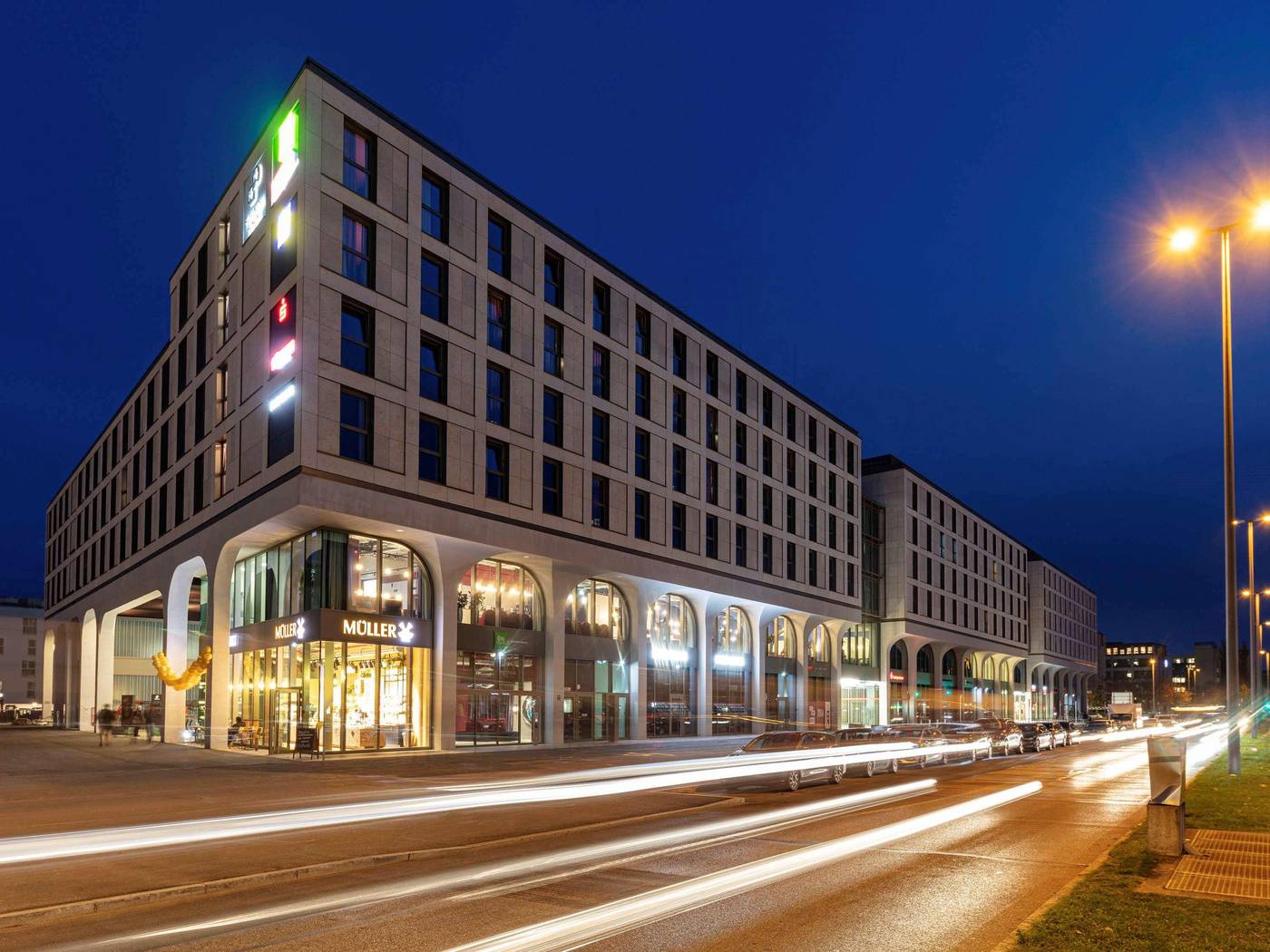 ibis-Styles-Muenchen-Perlach-General-view-2
