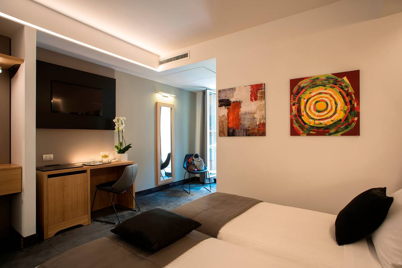 Trevi-Collection-Room-44