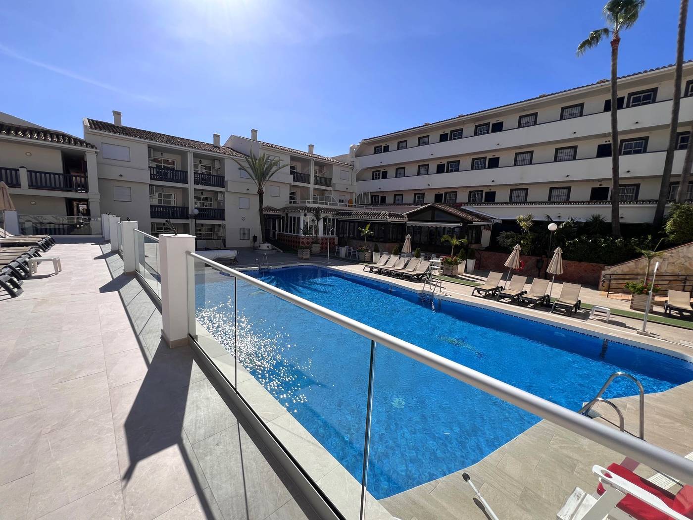 Crown-Resorts-Pool-3