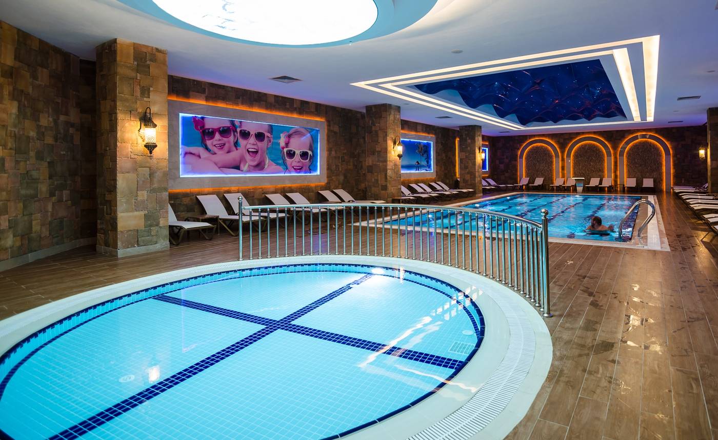 Lumos Deluxe Resort Hotel and Spa
