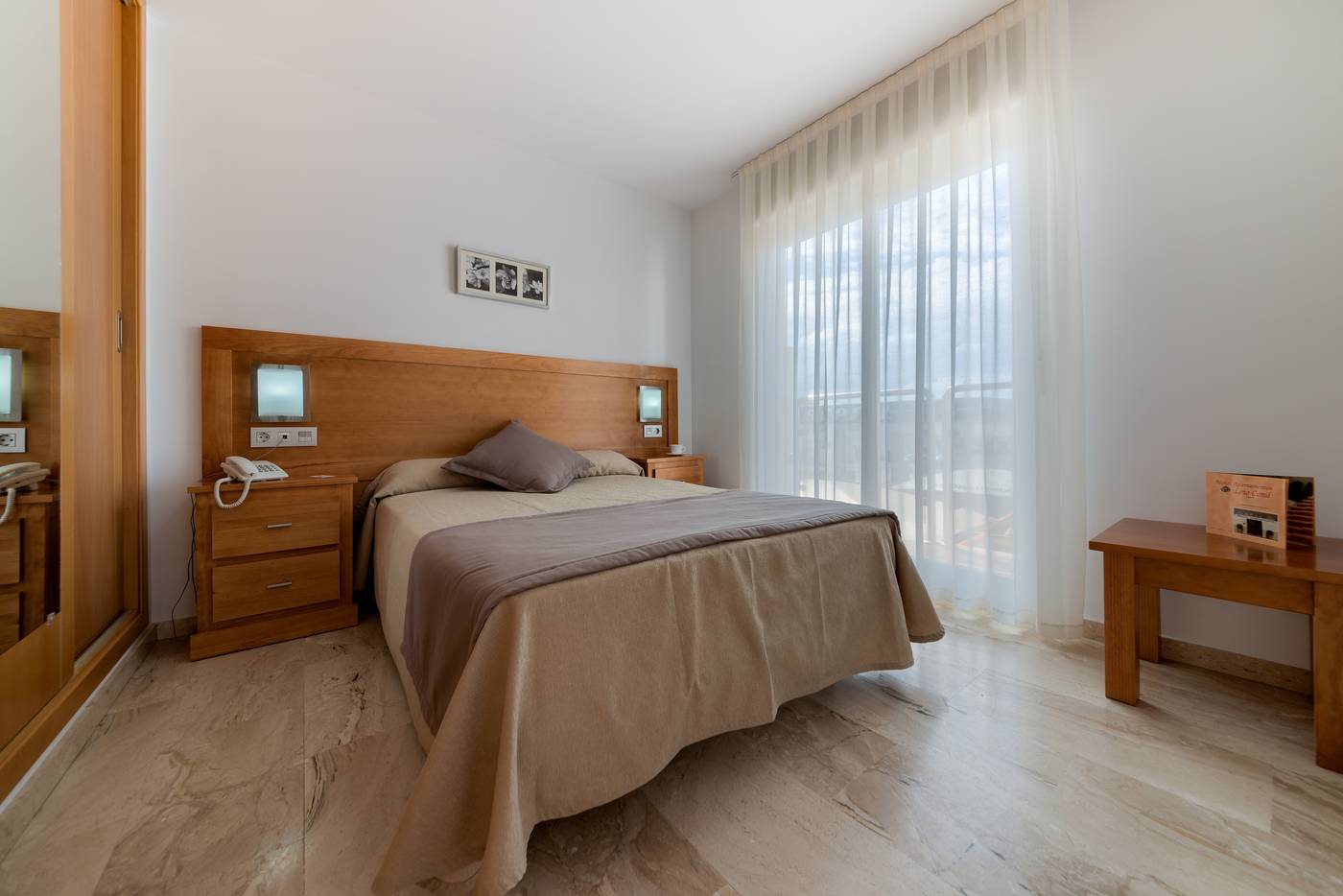 Loto-Conil-Apartamentos-Room-21