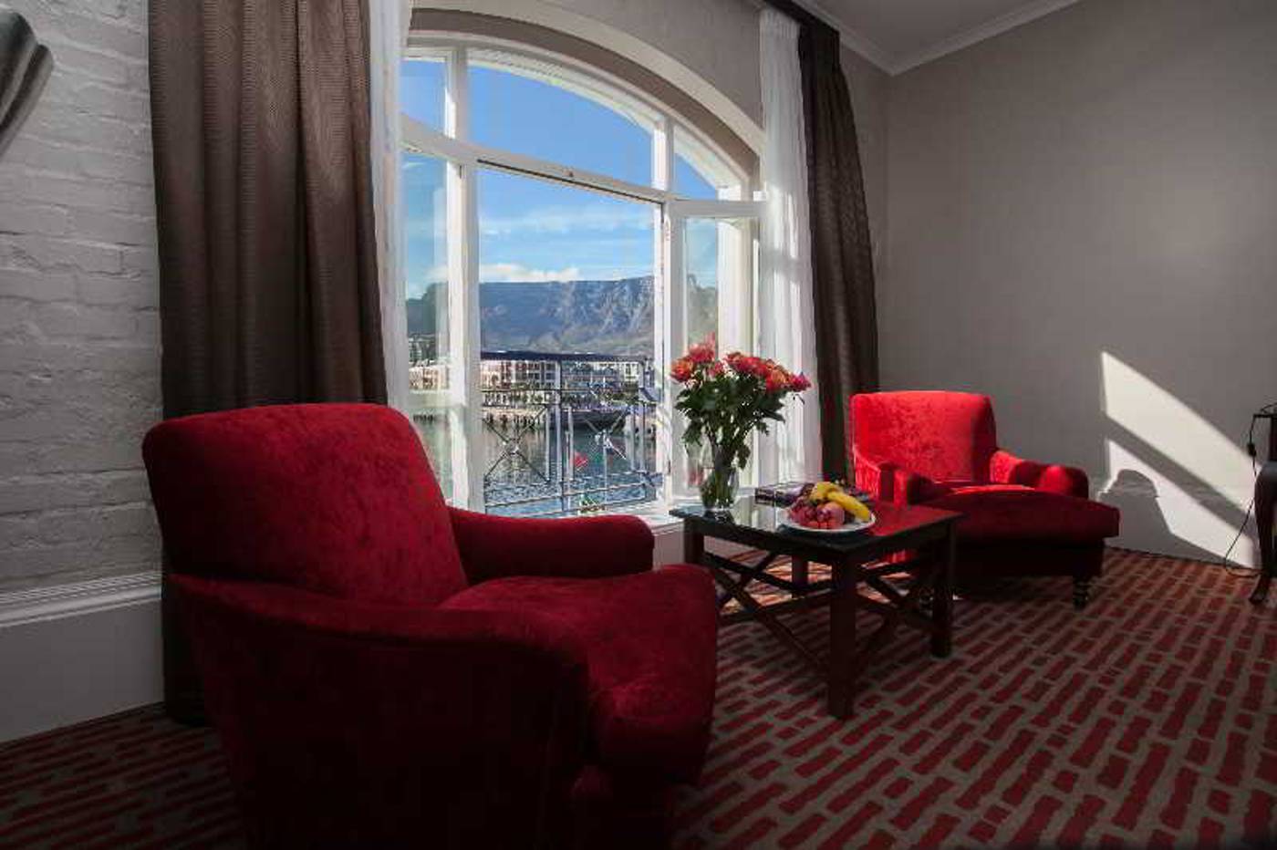 Victoria---Alfred-Hotel-by-Newmark-Room-38