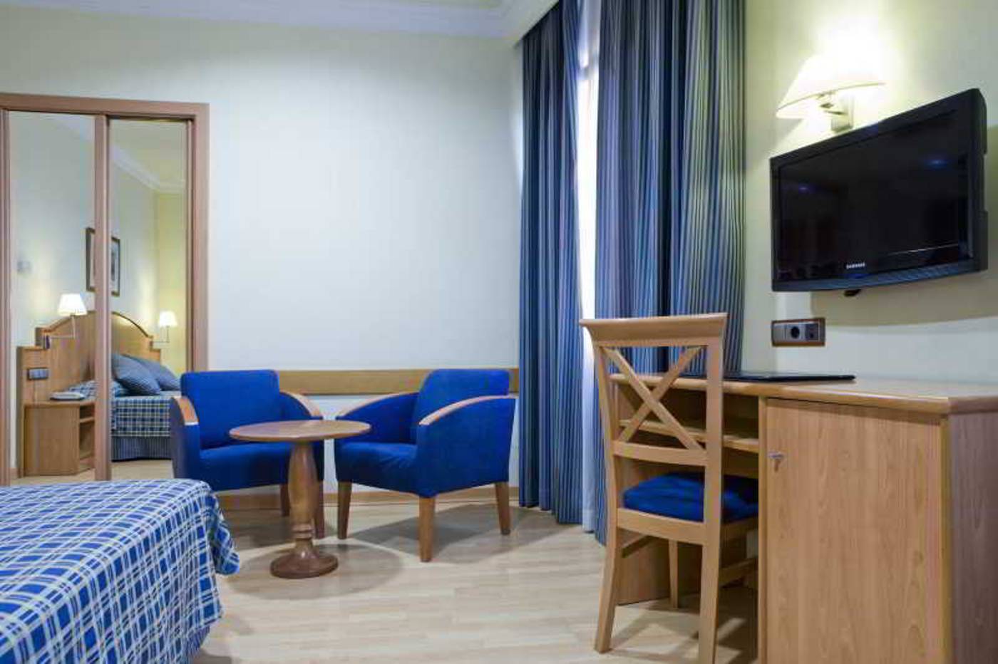 II-Castillas-Madrid-Room-5