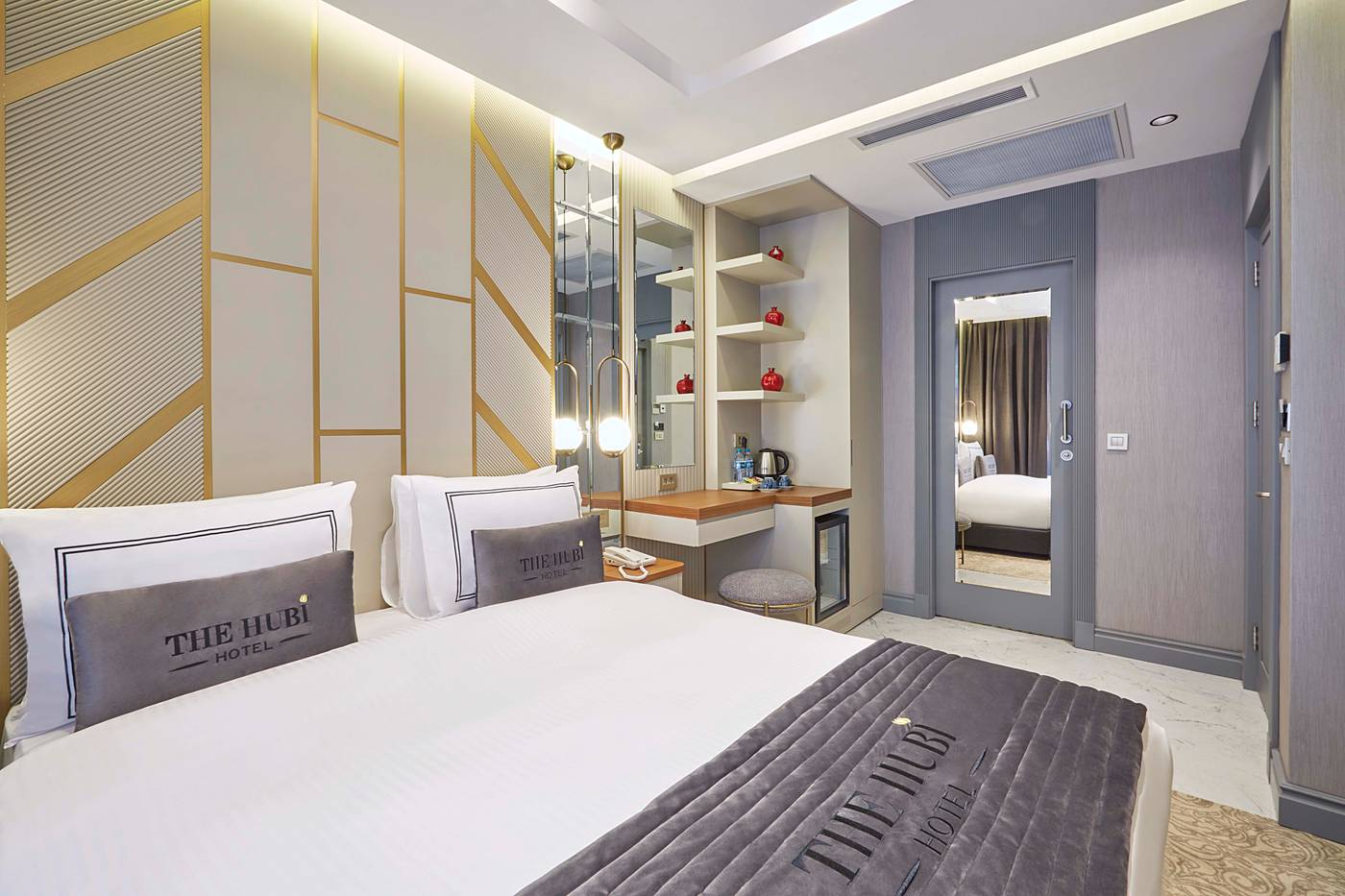 The-Hubi-Hotel-Room-27