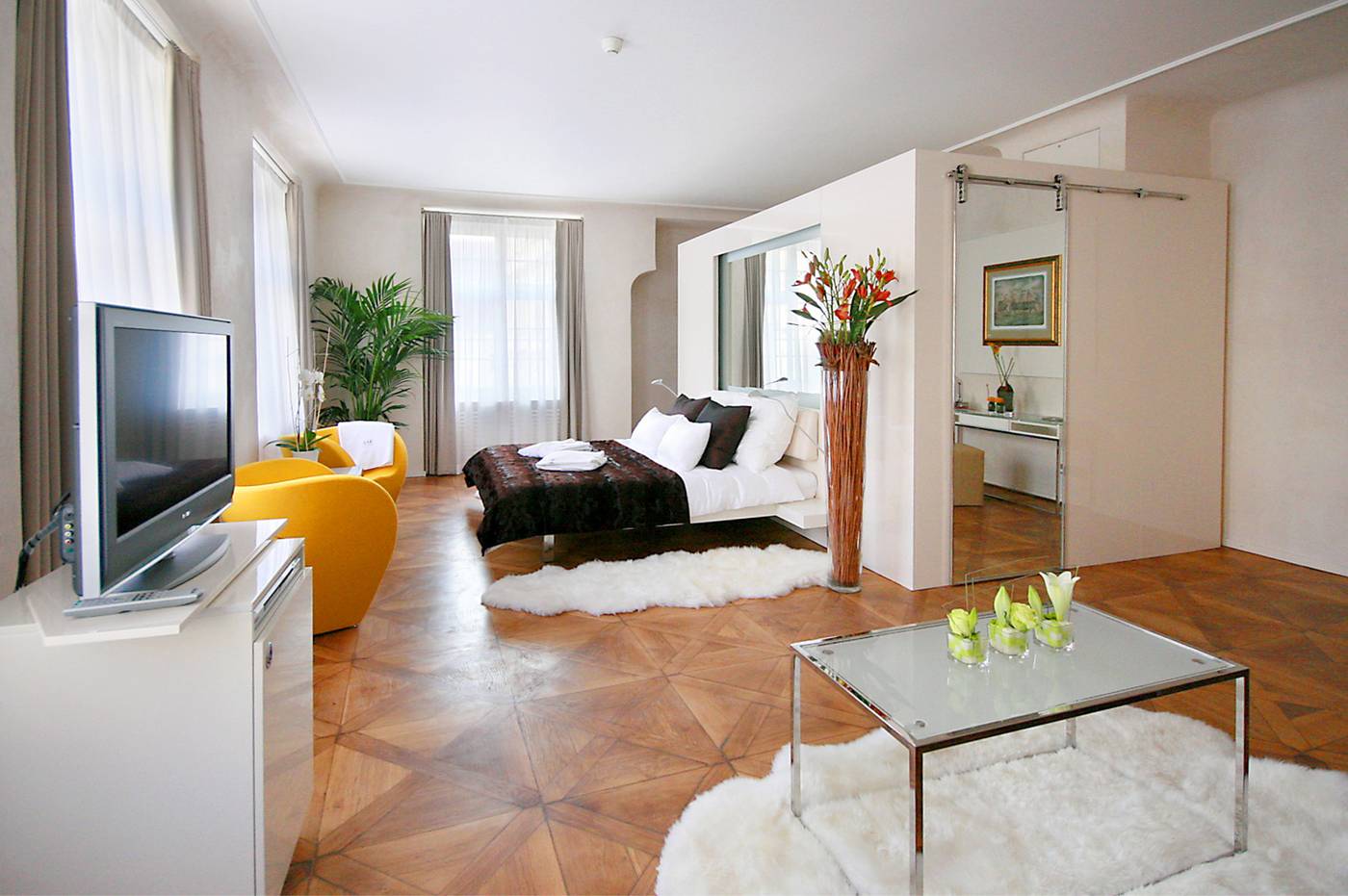 Three-Storks-Hotel-Room-24